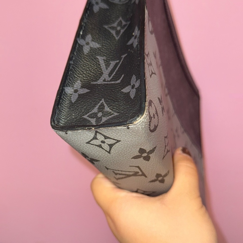 Louis Vuitton Monogram Clutch/Pouch - Black and Gray - Picture 4 of 8